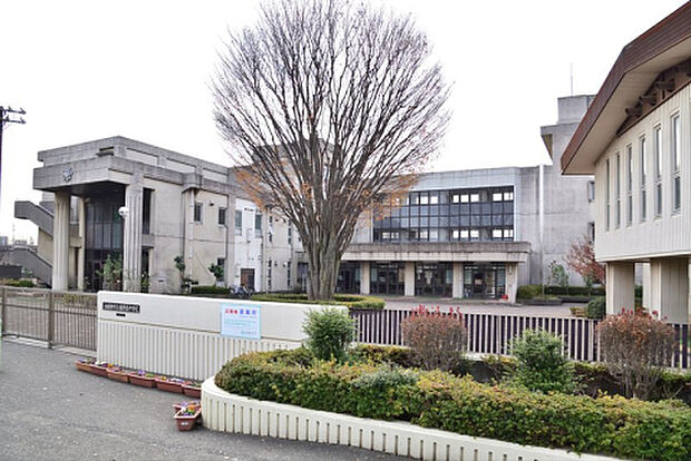 鵜野森中学校(約928m)