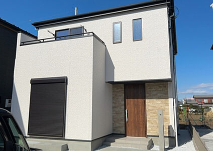 前面道路含む現地写真_2