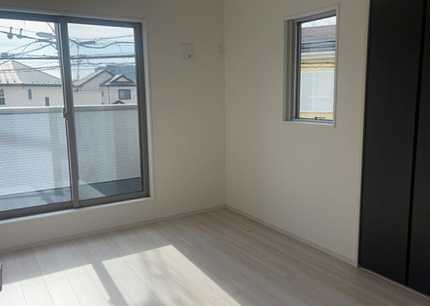 【子供部屋】子供が何人でも年齢によっては、受験時にしっかり壁のある個室があった方が良い場合もあります。難しい問題ですが、兄弟の人数や、性別や年齢差によって状況が異なりますので、数年後のこともしっかり考えましょう。