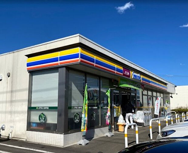 ミニストップ 八王子小比企町店（約867m）