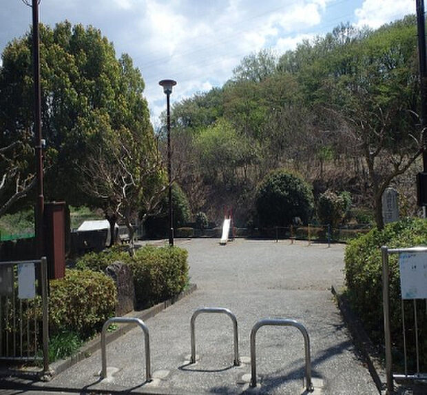 みよだ公園（約211m）