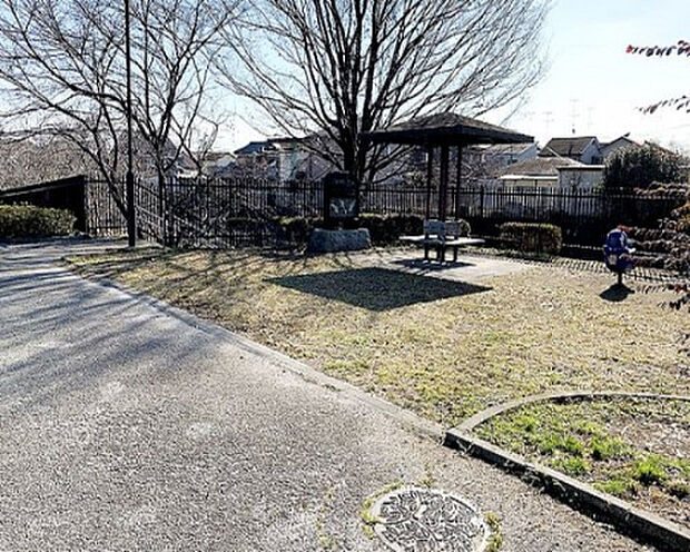 相原根岸せせらぎ公園(約2,345m)