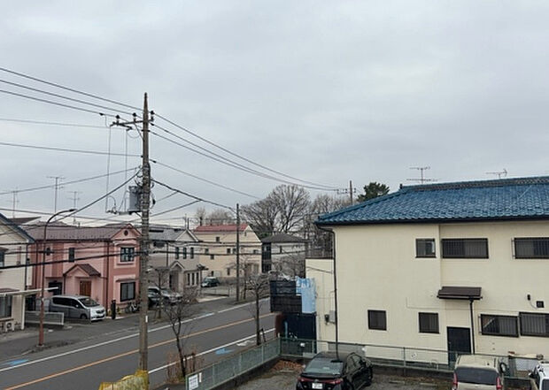 【物件からの展望】眺望を気にして物件を探す場合、前面に建物が建っていないか現地で確認しましょう！前面に建物があると景色はもちろん、日当たりや風通しにも影響が出てきます。住んだ時のことを想像しながら現地見学をしましょう。