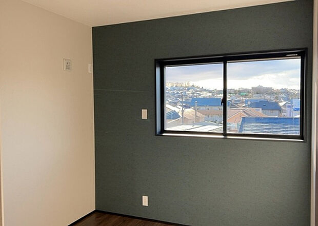 【子供部屋】子供が何人でも年齢によっては、受験時にしっかり壁のある個室があった方が良い場合もあります。難しい問題ですが、兄弟の人数や、性別や年齢差によって状況が異なりますので、数年後のこともしっかり考えましょう。