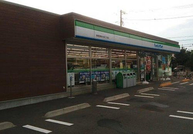 ファミリーマート 相模原陽光台五丁目店（約374m）