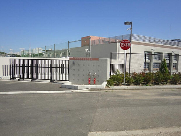 小山中学校（約1,331m）