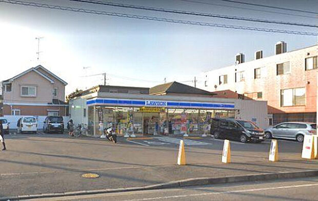 ローソン 相模原清新四丁目店(約261m)