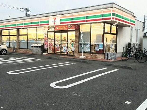 セブンイレブン 厚木妻田北三丁目店(約346m)