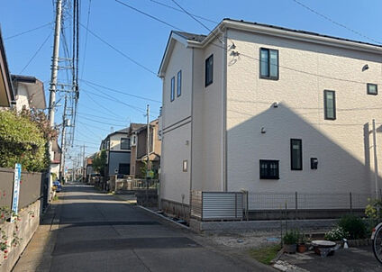 前面道路含む現地写真_2