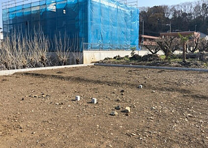 前面道路含む現地写真_2