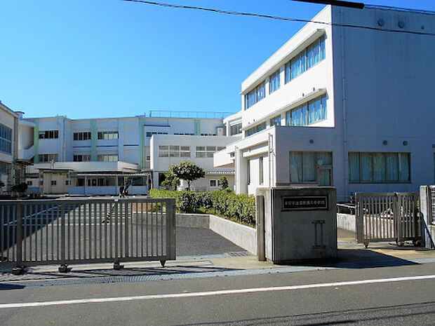 日野市立第二中学校(約1,530m)