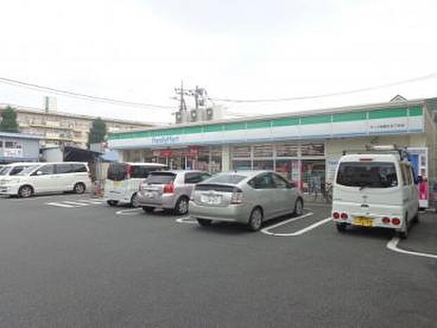 ファミリーマート サンズ相模台五丁目店(約333m)