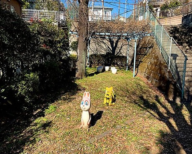 成瀬南台公園(約376m)