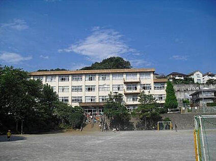 山田小学校 1164m(徒歩15分)