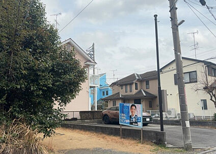 前面道路含む現地写真_3