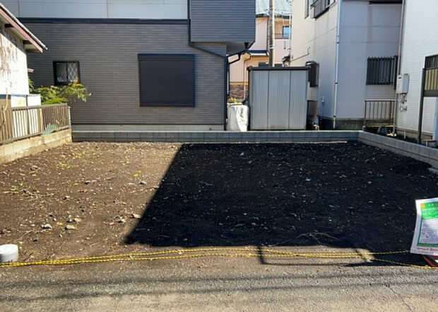 【外観_2】外観は建物の第一印象を決める重要な要素です。複数の方向から見ることで、建物の存在感や周辺との調和、デザインの良さなどがより明確に分かります。お気に入りの建物を見つけてみてください。