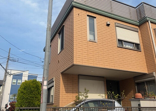 【物件からの展望_2】眺望を気にして物件を探す場合、前面に建物が建っていないか現地で確認しましょう！前面に建物があると景色はもちろん、日当たりや風通しにも影響が出てきます。住んだ時のことを想像しながら現地見学をしましょう。