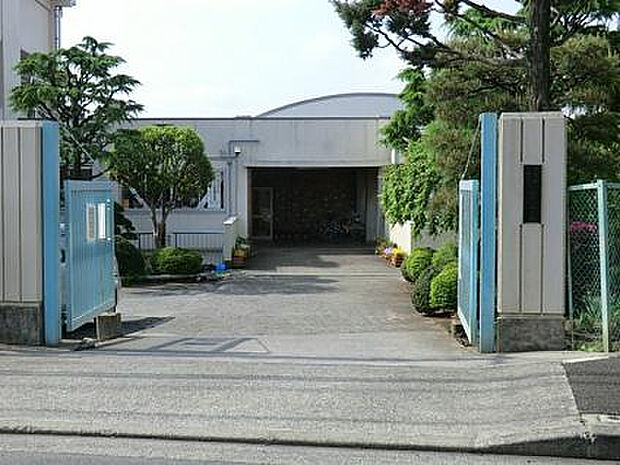 町田第三中学校（約1,176m）