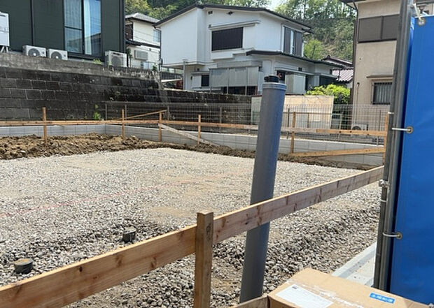 【外観_2】外観は建物の第一印象を決める重要な要素です。複数の方向から見ることで、建物の存在感や周辺との調和、デザインの良さなどがより明確に分かります。お気に入りの建物を見つけてみてください。