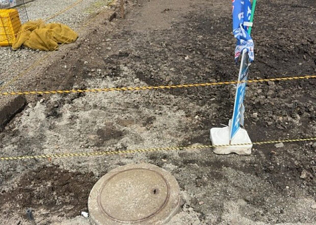 【庭_2】庭のある家に住むことのメリットとして、子どもたちの遊び場を確保できること、ガーデニングや家庭菜園を楽しめること、明るさを確保できることがあります。また、配置を工夫することでプライバシーが確保できます。