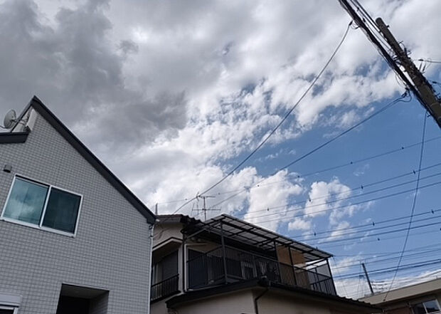 【物件からの展望_3】田園風景が味わえる土地に住みたい!海や山の見える自然豊かな土地に住みたい!などご要望に併せて当社営業がご提案させて頂きます。当社が抱えている数ある物件の中からお客様が納得する1件を一緒に探しましょう!