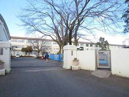第九小学校 493m(徒歩7分)
