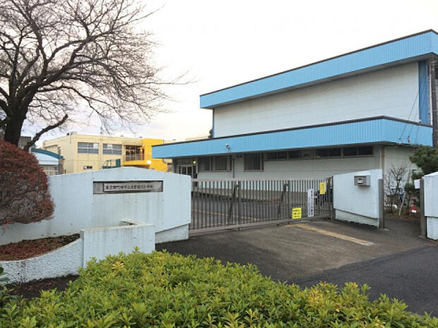 木曽境川小学校(約378m)