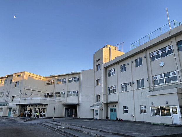 町田第五小学校（約614m）