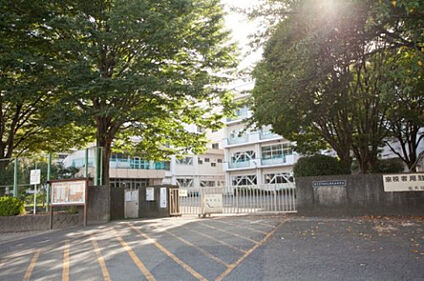 南大谷中学校 418m(徒歩6分)