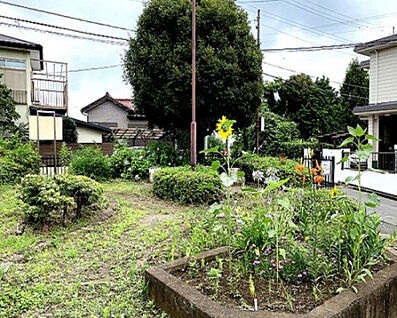 玉川学園長坂児童公園 390m(徒歩5分)