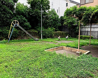 本町田田向児童公園 228m(徒歩3分)