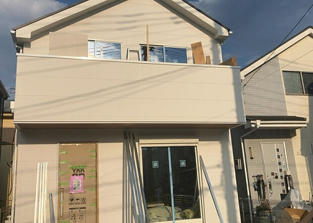 【外観_2】外観は建物の第一印象を決める重要な要素です。複数の方向から見ることで、建物の存在感や周辺との調和、デザインの良さなどがより明確に分かります。お気に入りの建物を見つけてみてください。