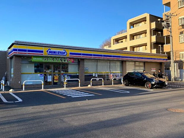ミニストップ 八王子北野台店(約1,501m)
