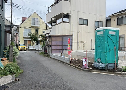 前面道路含む現地写真_2