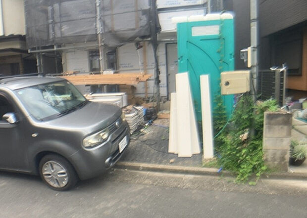【物件からの展望】眺望を気にして物件を探す場合、前面に建物が建っていないか現地で確認しましょう！前面に建物があると景色はもちろん、日当たりや風通しにも影響が出てきます。住んだ時のことを想像しながら現地見学をしましょう。