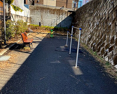 成瀬1丁目すこやか公園 440m(徒歩6分)