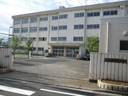 第二中学校 245m(徒歩4分)