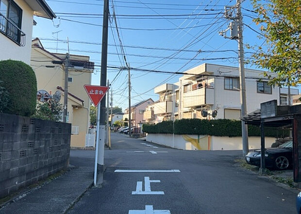 【物件からの展望_3】田園風景が味わえる土地に住みたい!海や山の見える自然豊かな土地に住みたい!などご要望に併せて当社営業がご提案させて頂きます。当社が抱えている数ある物件の中からお客様が納得する1件を一緒に探しましょう!