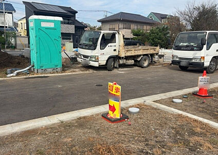 前面道路含む現地写真_3