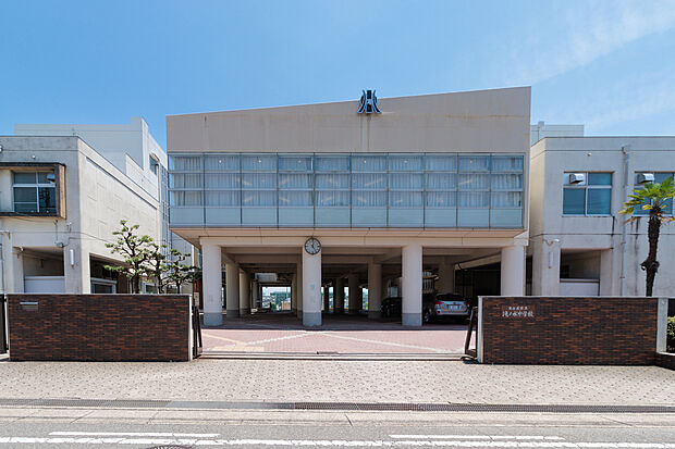 滝ノ水中学校(約2,080m)