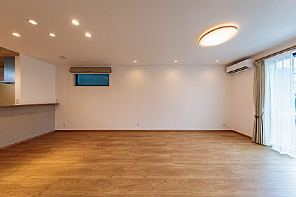 リビングダイニング