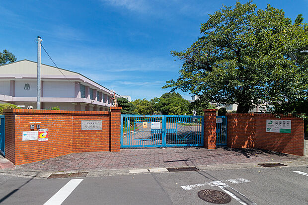 守山小学校（約480m）