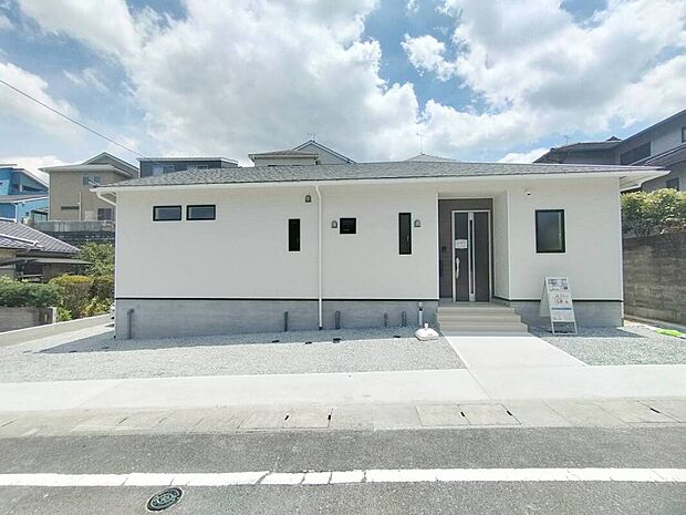 がっちりした骨組で安心♪保険により万が一の瑕疵(欠陥)補修費用を10年間サポート!10年保証付きの新築一戸建です♪