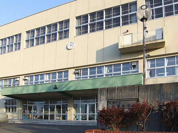 札幌市立札苗中学校（約190m）