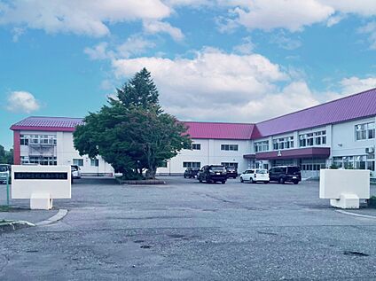 札内南小学校 850m(徒歩11分)