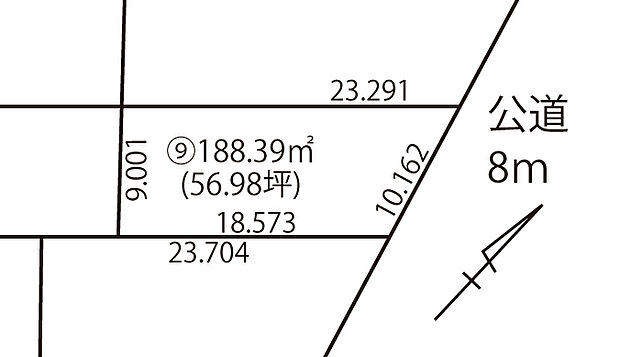 地勢はプランの自由度が高まり、建築後の生活もしやすい平坦地です。