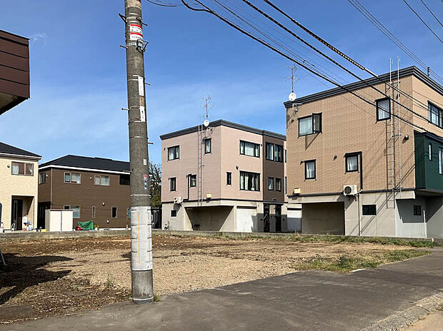 【【共通 現地写真】】東西線「菊水」駅を含む、複数路線が利用可能な便利な立地です。
(2025年11月撮影)