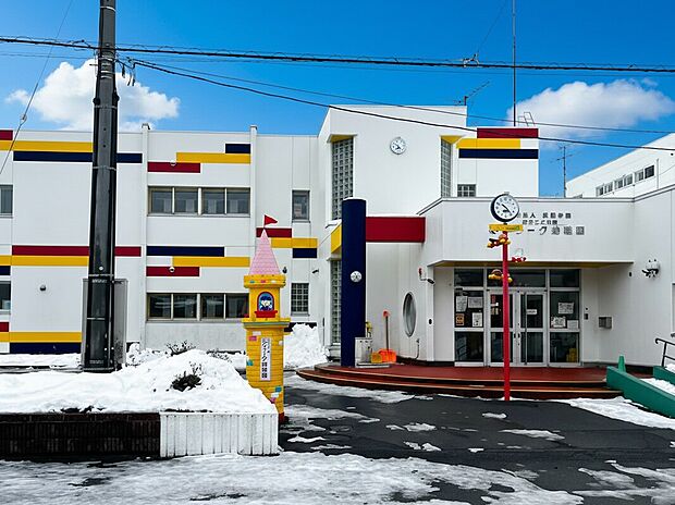 クラーク幼稚園（約550m）