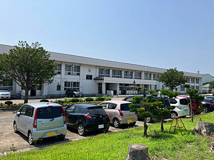 光西中学校 2600m(徒歩33分)