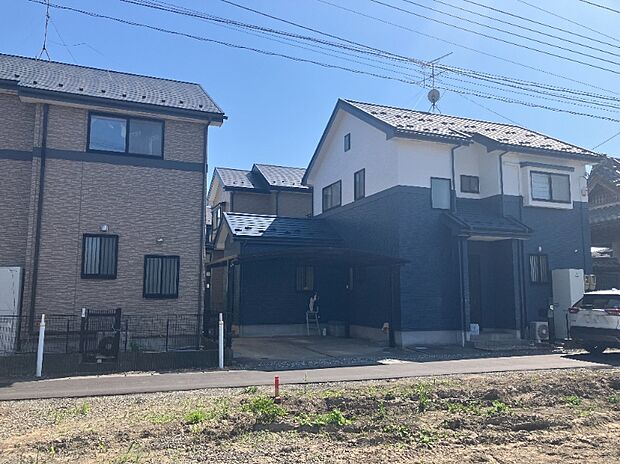 【【現地写真】】スーパーやコンビニが近く、日々のお買い物にも便利な立地です。ぜひ周辺環境と合わせて現地をご覧ください。
(2026年9月撮影)